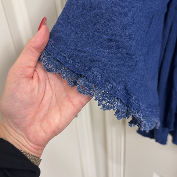 Women’s Altar’d State boho front tie blue top - Picture 4 of 5